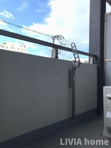 渋谷区西原１丁目の賃貸マンションのバルコニー|実際の設備・内装は現況を優先とさせていただきます。
