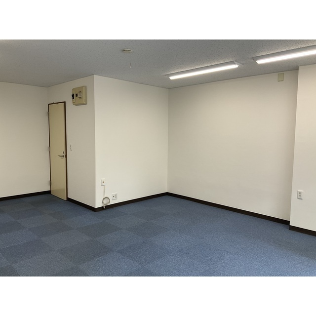 MKビル　墨田区の居間・リビング