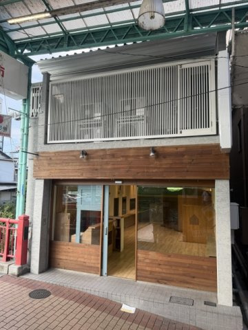 石橋商店街店舗の外観