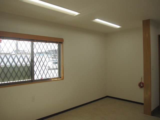 メルディアキューブ箕面牧落 Office & Garageの和室|1階