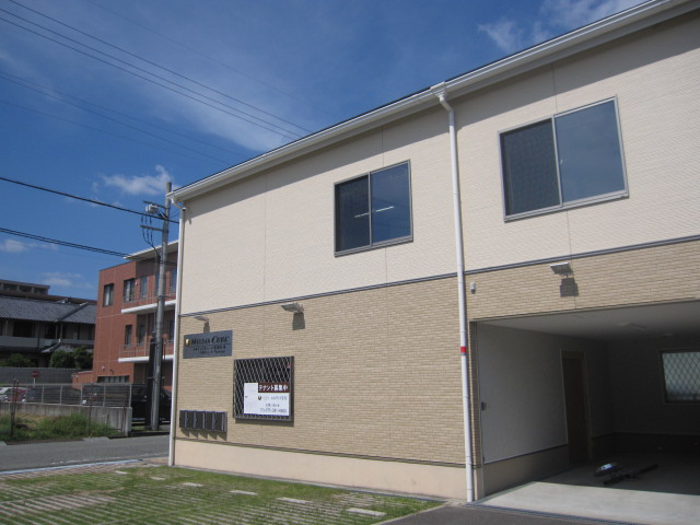 メルディアキューブ箕面牧落 Office & Garage