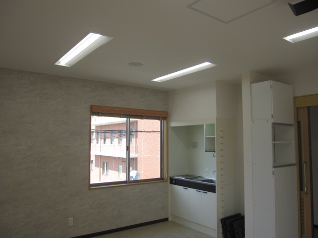 メルディアキューブ箕面牧落 Office & Garageの内装