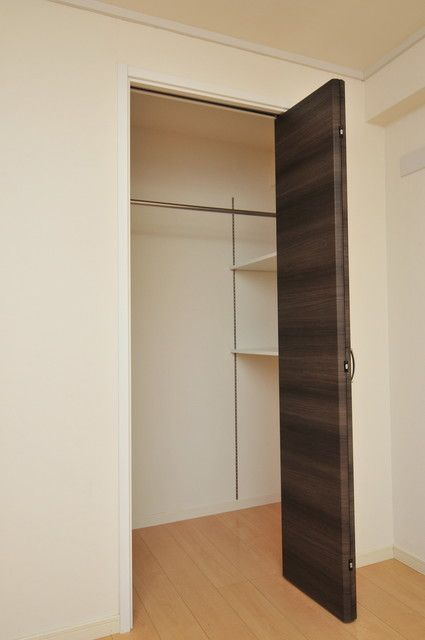 新宿区西新宿４丁目の賃貸マンションの収納