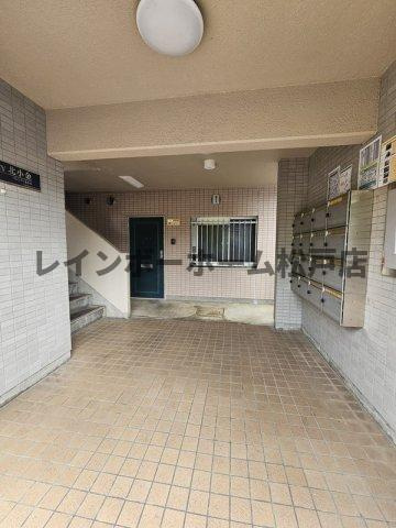 流山市前ケ崎の賃貸マンションのロビー