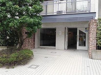 菊川パーク・ホームズのエントランス|ゆとりのあるエントランスです