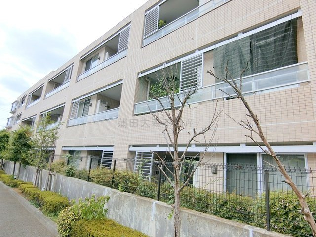 アールブラン久が原の外観