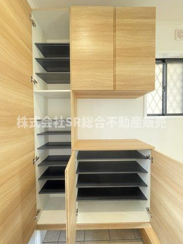 稲田新町3丁目中古戸建の玄関|当日予約も大歓迎です！土日祝、雨の日やお子様連れのお客様の送迎も可能ですのでお気になさらずお問合せ下さい。お仕事終わりのお時間にも柔軟に対応致しますのでお気軽にお申し付け下さいませ。