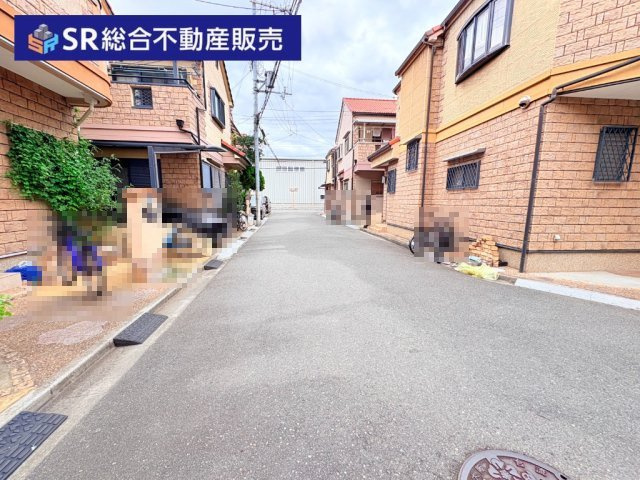 稲田新町3丁目中古戸建の前面道路含む現地写真|弊社は、工務店と関係強化を徹底し、世界情勢やナフサショックの影響を受けずに材料確保を行い、納期も遅れることがございませんので、心配ご無用です！お気軽にご相談下さい。