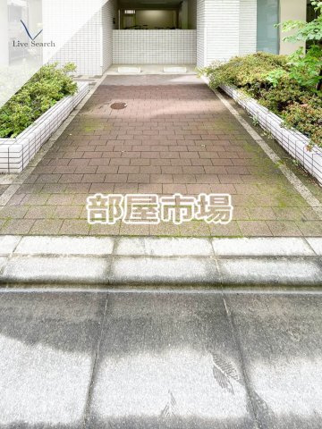 アマヴェル墨田 の駐車場