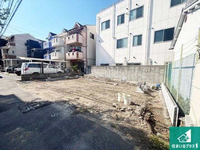 大阪市西成区玉出東　新築一戸建ての前面道路含む現地写真|周辺は落ち着いた街並みの住宅地！子育てがしやすい住環境です！まだ未完成ですが、現地でしかわからない事もございます。是非一度ご覧ください。