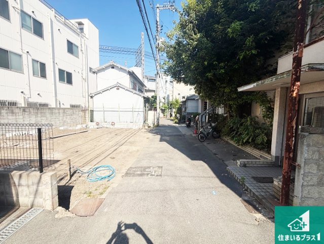 大阪市西成区玉出東　新築一戸建ての前面道路含む現地写真|周辺は落ち着いた街並みの住宅地！子育てがしやすい住環境です！まだ未完成ですが、現地でしかわからない事もございます。是非一度ご覧ください。