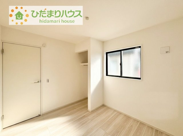 【洋室】 | 土浦市上高津2期　新築戸建　6号棟 | 机にベットを置けば子供部屋の完成です！