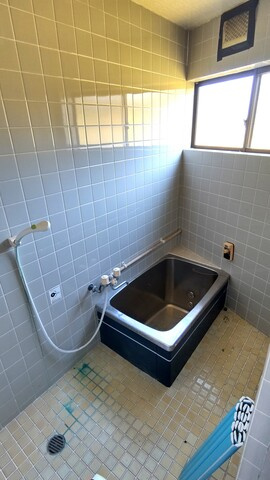 「離れのある家」香南市野市町　中古一戸建ての浴室|離れ平屋　お手入れがしやすい広さの浴室☆