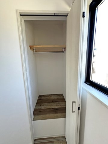 Laximo【キャッシュバック対象物件】の内装|明るい室内です