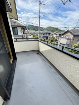 【バルコニー】 | 川西市南野坂２丁目中古戸建