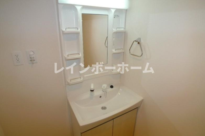 【仲介手数料：50％OFF】対象物件！の洗面所|朝の支度にも助かる、独立の洗髪洗面化粧台