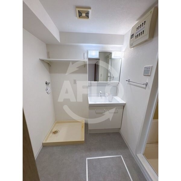 グランブルー宿屋町　錦西小学校区の独立洗面台|グランブルー宿屋町　洗面所