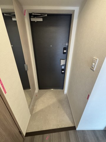 プレリス尼崎レーネヴィアの玄関|明るい玄関です