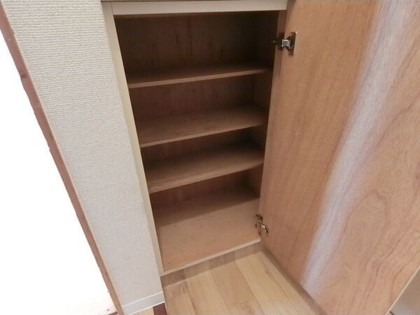 ハイツコトブキの収納