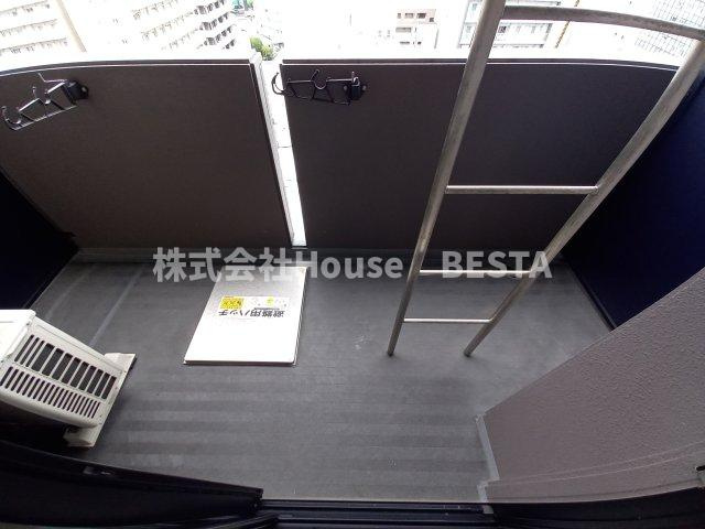 S-RESIDENCE神戸磯上通のバルコニー