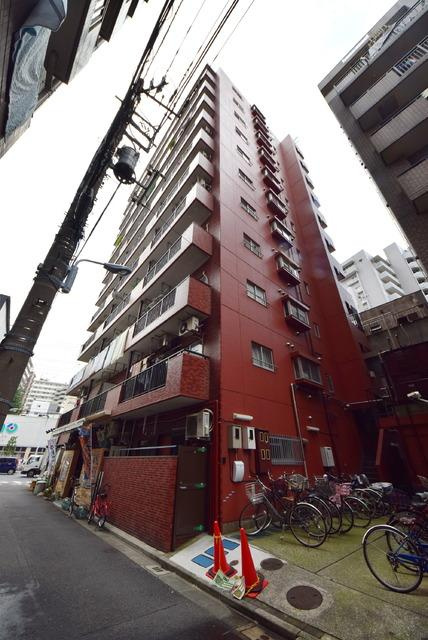 モナークマンション根岸の外観