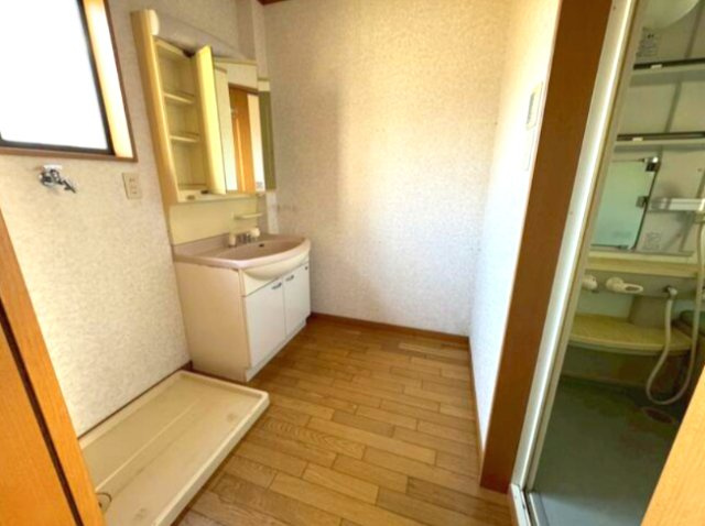 昭和町　中古戸建の洗面所
