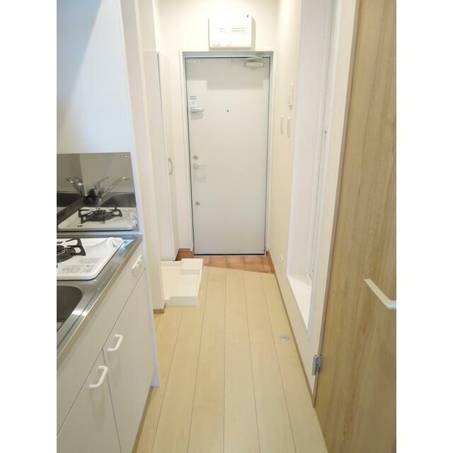 プレミエール南千住の玄関