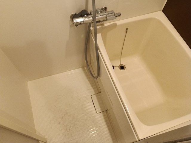 Smart Residence IoTele　初台の浴室|コンパクトで使いやすいお風呂です