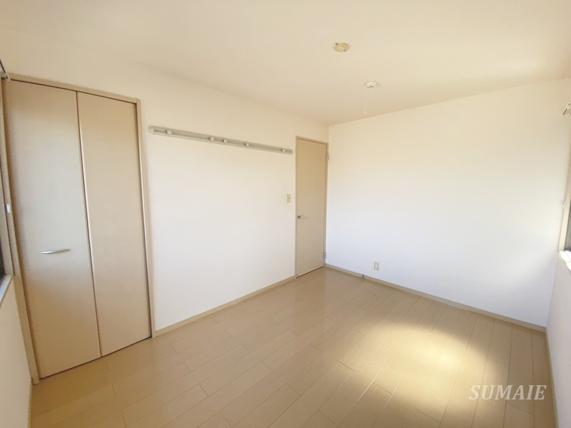 Momo Houseの寝室|落ち着いて過ごせるお部屋なので、寝室にいかがでしょうか☆