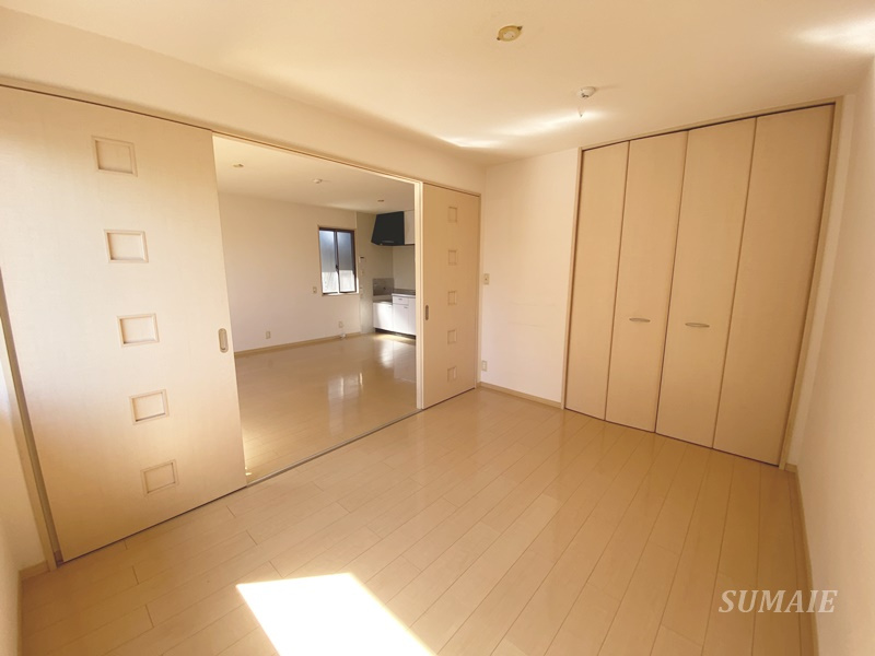 Momo Houseの洋室|個人の部屋や寝室として使える洋室です☆