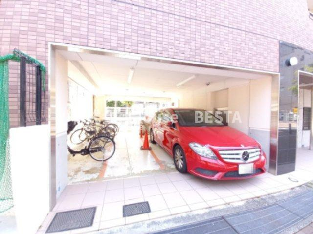 SDグランツ神戸西元町の駐車場