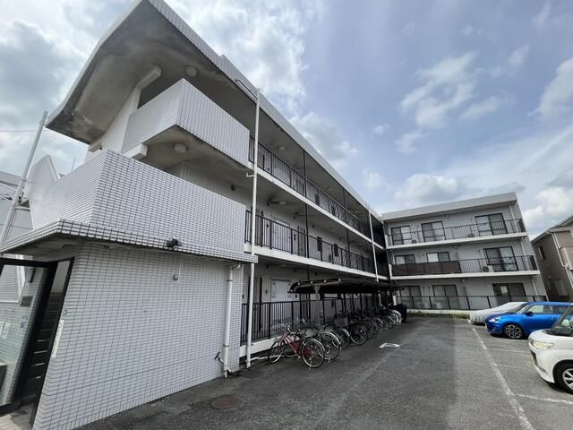 レジデンスインＺＡＭＡ　２０５の外観