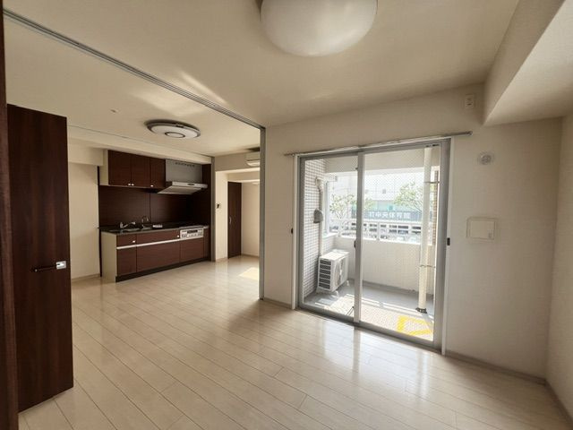 ライオンズ赤坂セントマークス　赤坂小学校区の居間・リビング|ライオンズ赤坂セントマークス