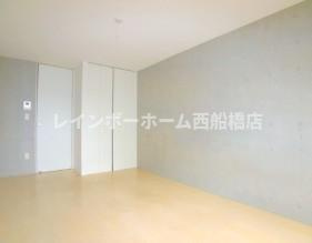 デパールの内装