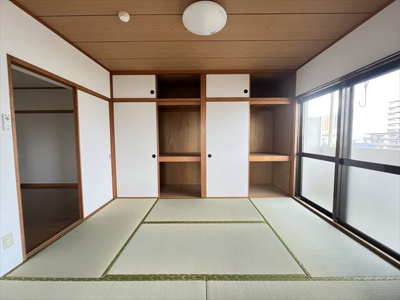  | NEWアーバン比屋根