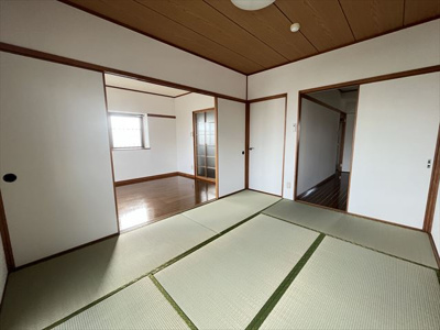  | NEWアーバン比屋根