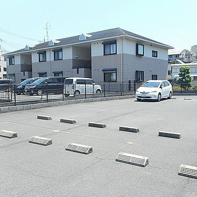 セレノ高石の駐車場|カースペースがあります