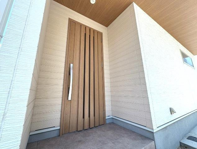 川添町戸建のエントランス
