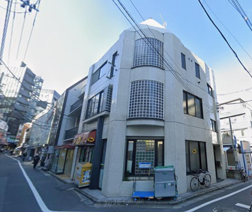 新宿区高田馬場２丁目の店舗事務所の外観