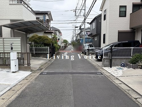 【仲介手数料０円】綾瀬市大上4丁目1期　新築一戸建ての前面道路含む現地写真|【仲介手数料０円】綾瀬市大上4丁目　新築一戸建て