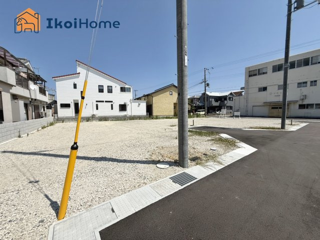 明石市松江　1号地　新築戸建のエントランス|～ご見学に関して～平日や夜間でもご案内可能。決まったお時間で身動きが取れない方も臨機応変に対応します