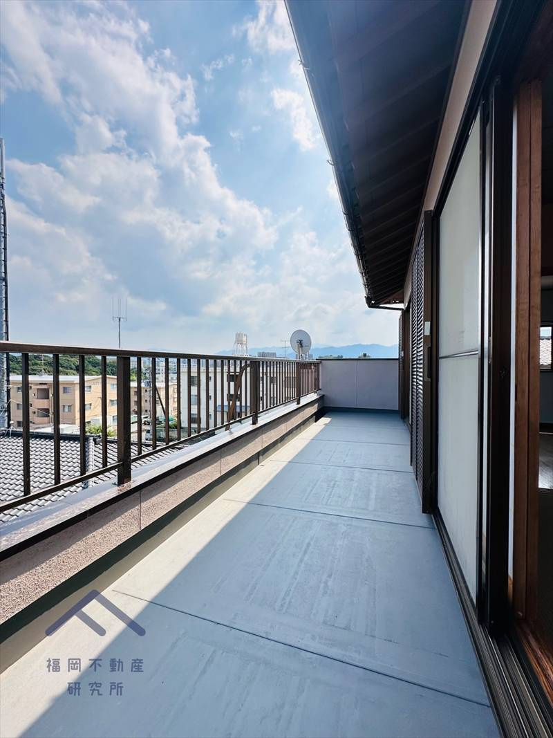 南区和田４丁目　戸建てのバルコニー