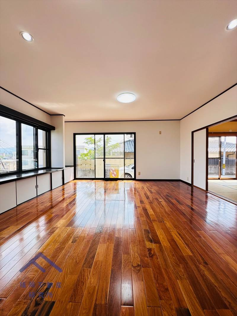 南区和田４丁目　戸建ての居間・リビング