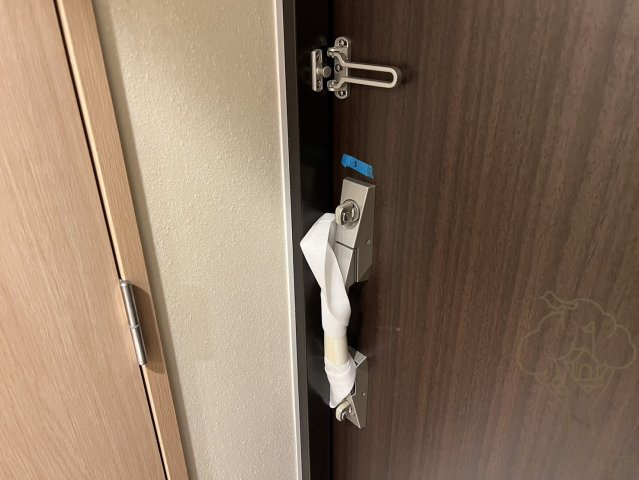 リビオメゾン新大阪の玄関