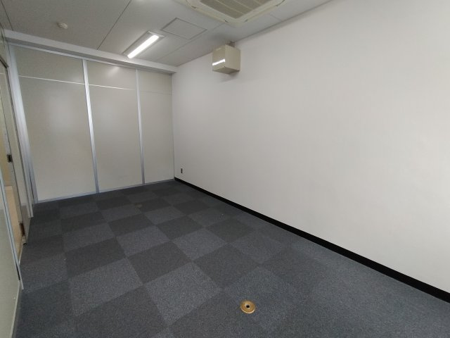 吹田市垂水町３丁目の店舗事務所