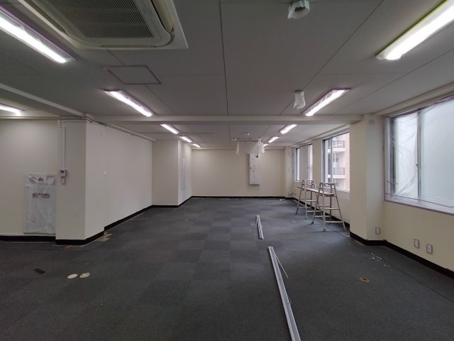 吹田市垂水町３丁目の店舗事務所