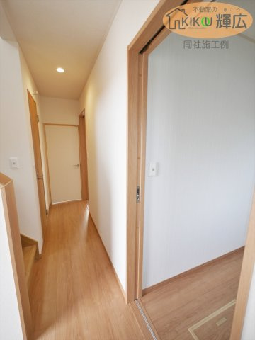 加古川市第11平岡町一色（全1棟）　新築の玄関|同社施工例です。