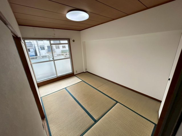 第4エンシンハイツの和室