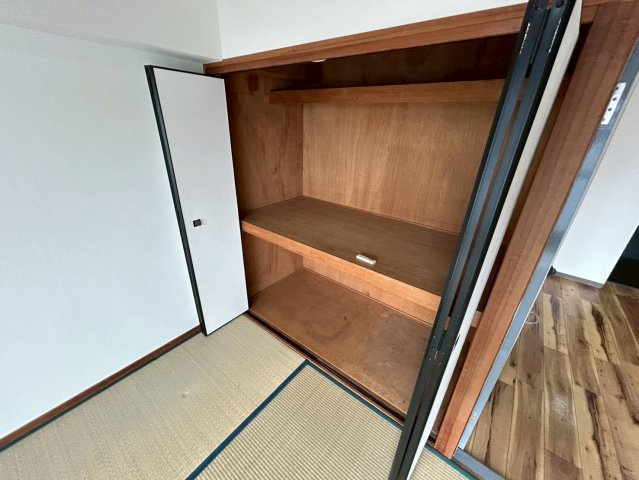 第4エンシンハイツの収納