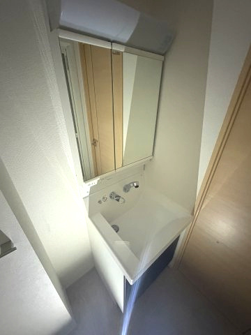 【洗面所】メルディアキューブ新長田